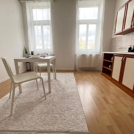 Shelby Apartman Kassa